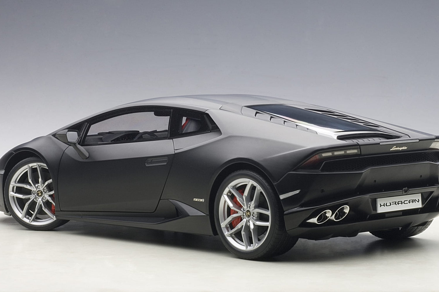 AutoArt Lamborghini Huracan LP610-4 2014 (Nero Nemesis) 1/12 Scale