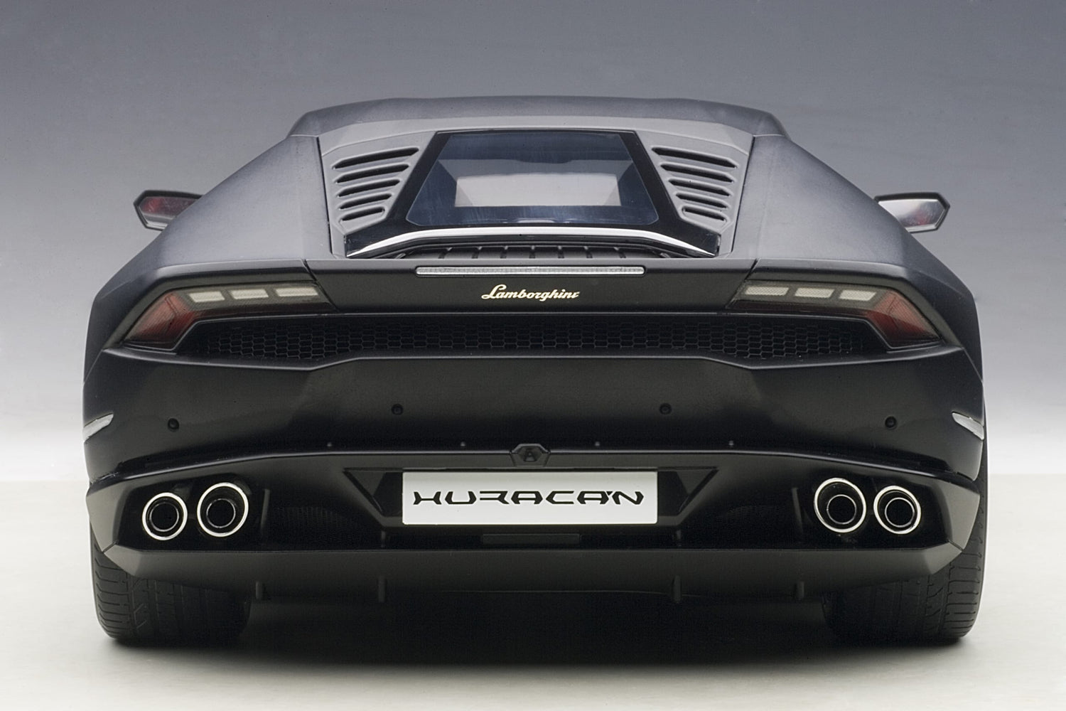 AutoArt Lamborghini Huracan LP610-4 2014 (Nero Nemesis) 1/12 Scale