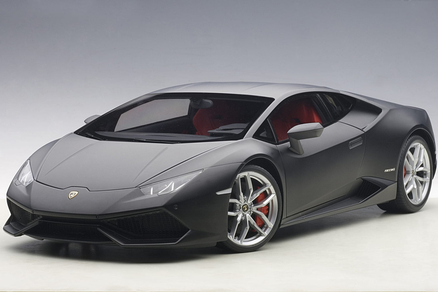 AutoArt Lamborghini Huracan LP610-4 2014 (Nero Nemesis) 1/12 Scale