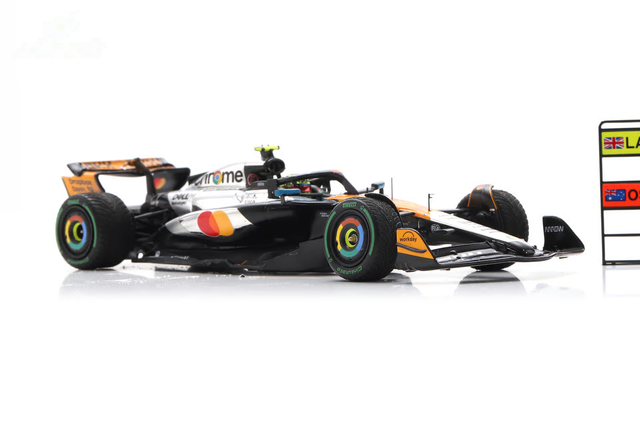 Spark Models F1 McLaren MCL39 No.4 McLaren F1 Team - Winner British GP 2025 - Lando Norris 1/43 Scale Model