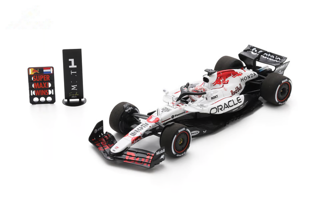 Spark Models F1 Red Bull Racing RB21 No.1 Oracle Red Bull Racing - Winner Japanese GP 2025 - Max Verstappen (With Pit Board) 1/43 Scale Model