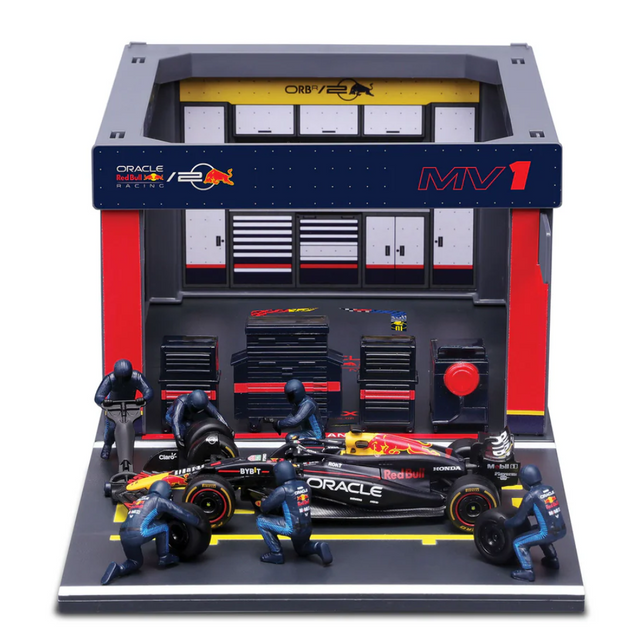Bburago F1 Red Bull Racing RB20 2024 Pit Pass Diorama Max Verstappen 1/43 Scale