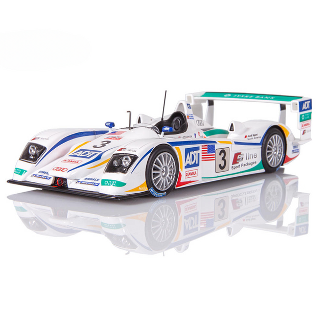 Spark Models Audi R8 No.3 Champion Racing - Winner Le Mans 24H 2005 - M. Werner - JJ. Lehto - T. Kristensen 1/43 Scale Model
