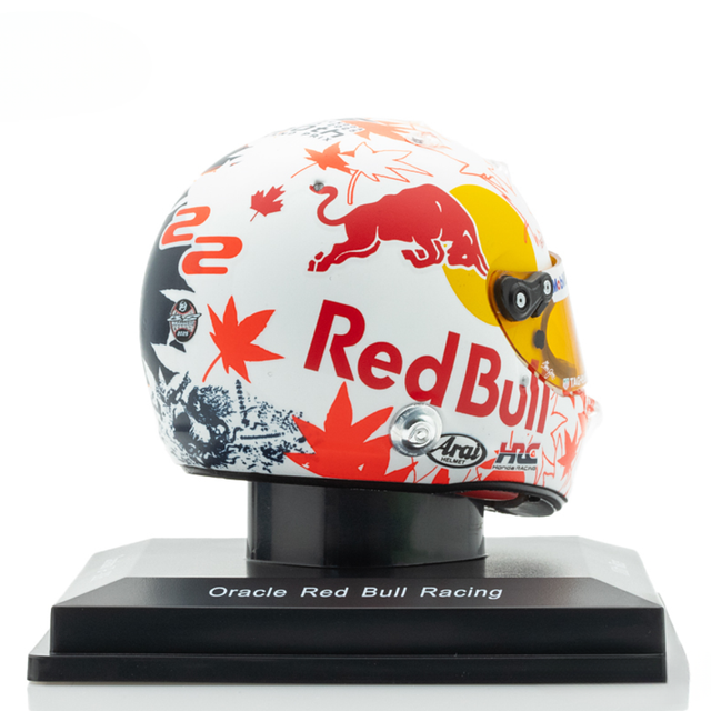 Spark Models F1 Oracle Red Bull Racing Formula One Team - Yuki Tsunoda - 2025 Mini Replica Helmet Model 1/5 Scale