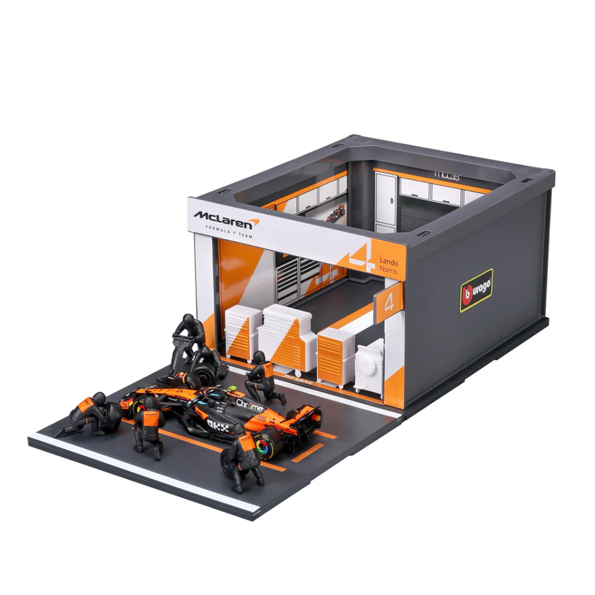 Bburago F1 McLaren F1 Team MCL39 Pit Pass Diorama Lando Norris 1/43 Scale Model