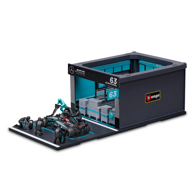 Bburago F1 Mercedes F1 Team AMG W15 2024 Pit Pass Diorama George Russell 1/43 Scale Model