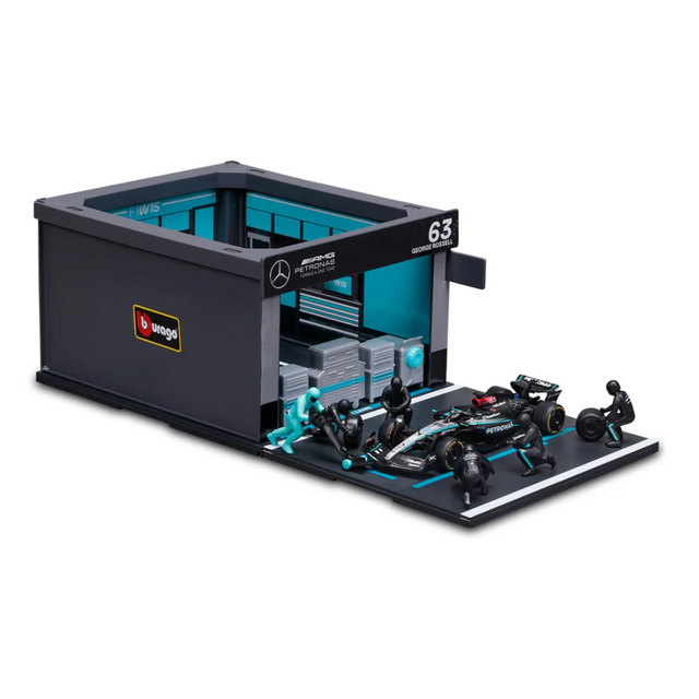 Bburago F1 Mercedes F1 Team AMG W15 2024 Pit Pass Diorama George Russell 1/43 Scale Model