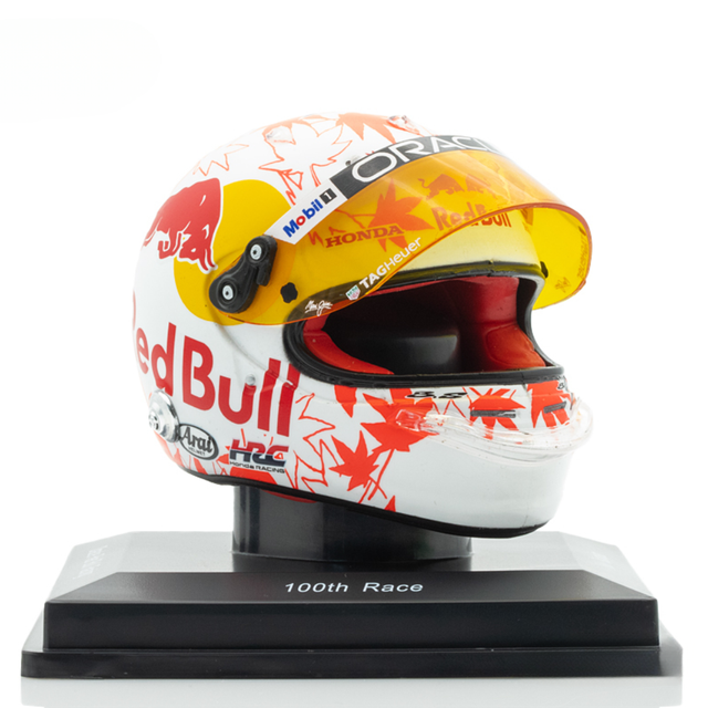Spark Models F1 Oracle Red Bull Racing Formula One Team - Yuki Tsunoda - 2025 Mini Replica Helmet Model 1/5 Scale