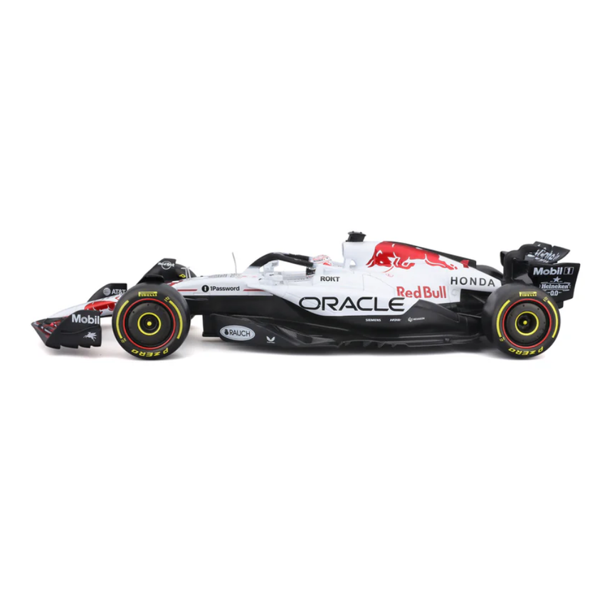 Bburago F1 Red Bull Racing RB21 Japan GP 2025 Max Verstappen With Helmet 1/18 Scale Model