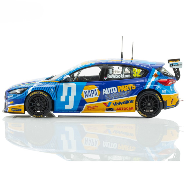 Spark Models NAPA Racing UK No.32 Ford Focus BTCC - Knockhill BTCC - Daniel Rowbottom 1/43 Scale Model