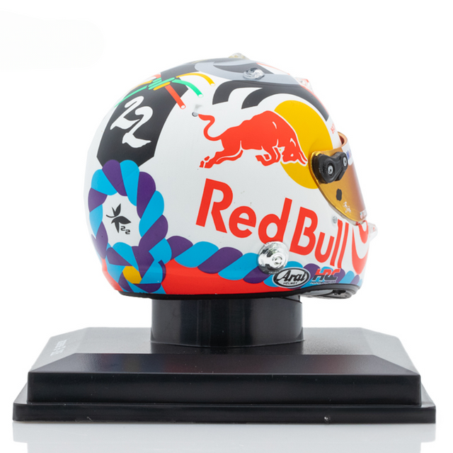 Spark Models F1 Oracle Red Bull Racing - Yuki Tsunoda - Japanese GP 2025 Mini Replica Helmet 1/5 Scale Model