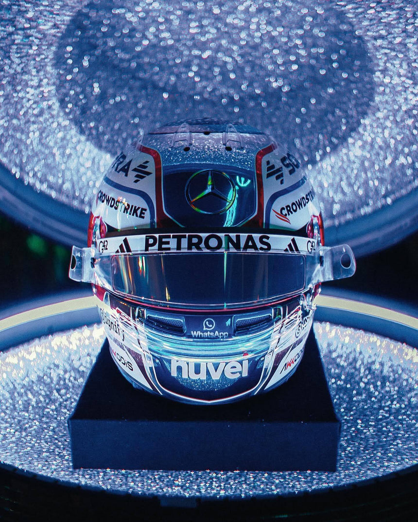 Spark Models F1 Mercedes-AMG PETRONAS F1 Team - Kimi Antonelli - Las Vegas GP 2025 1/5 Scale Mini Replica Helmet