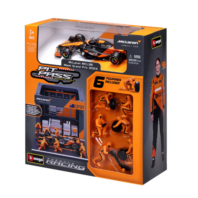 Bburago F1 Mclaren F1 Team MCL38 2024 Pit Pass Diorama Oscar Piastri 1/43 Scale