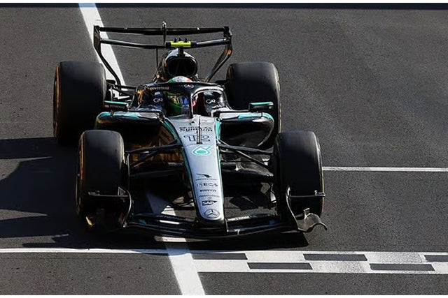 Spark Models F1 Mercedes-AMG Petronas F1 Team W17 No.12 Winner Italian GP 2026 - Kimi Antonelli With Figurine and Pit Boards 1/43 Scale Model