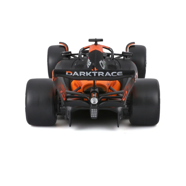 Bburago F1 McLaren F1 MCL38 2024 With Helmet - Oscar Piastri 1/24 Scale Model