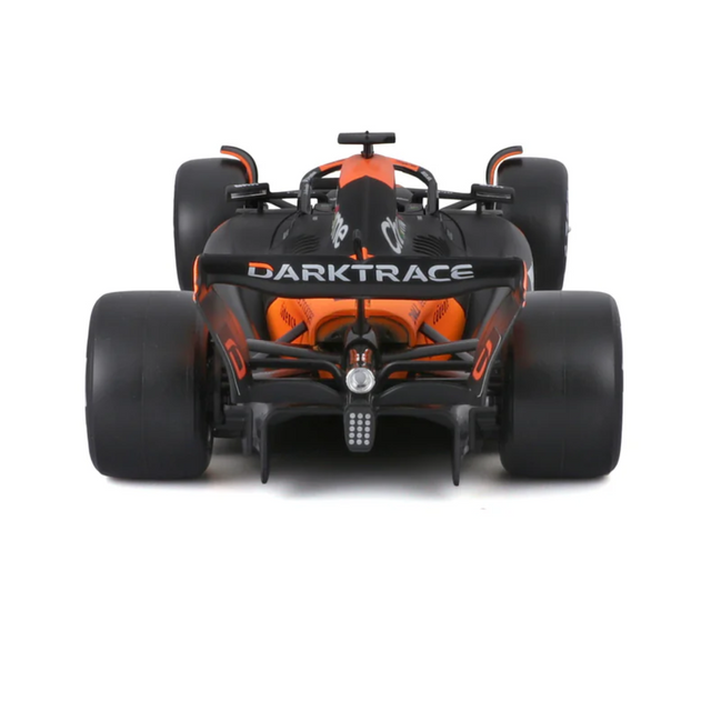Bburago F1 McLaren F1 MCL38 2024 Model Kit - Oscar Piastri 1/24 Scale Model