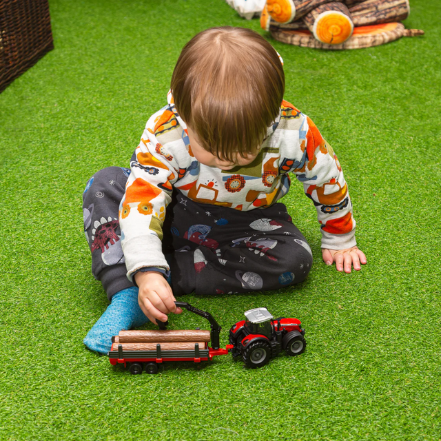 Bburago Massey Fergusson 8740S Tractor With Log Trailer (10cm) 1/50 Scale Model