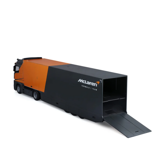 Bburago F1 McLaren F1 Racing Transporter MCL38 2024 - Lando Norris 1/43 Scale