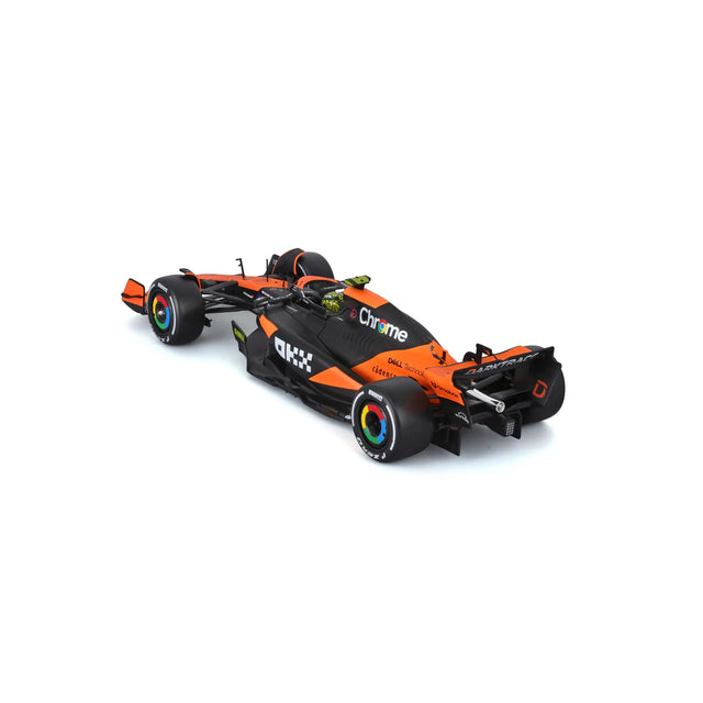 Bburago F1 McLaren F1 MCL38 2024 With Helmet Lando Norris 1/24 Scale Model