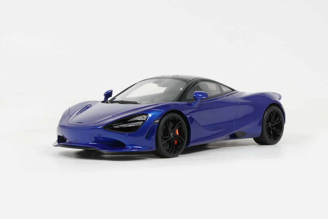 GT Spirit McLaren 750S Coupe Blue 2023 1/18 Scale