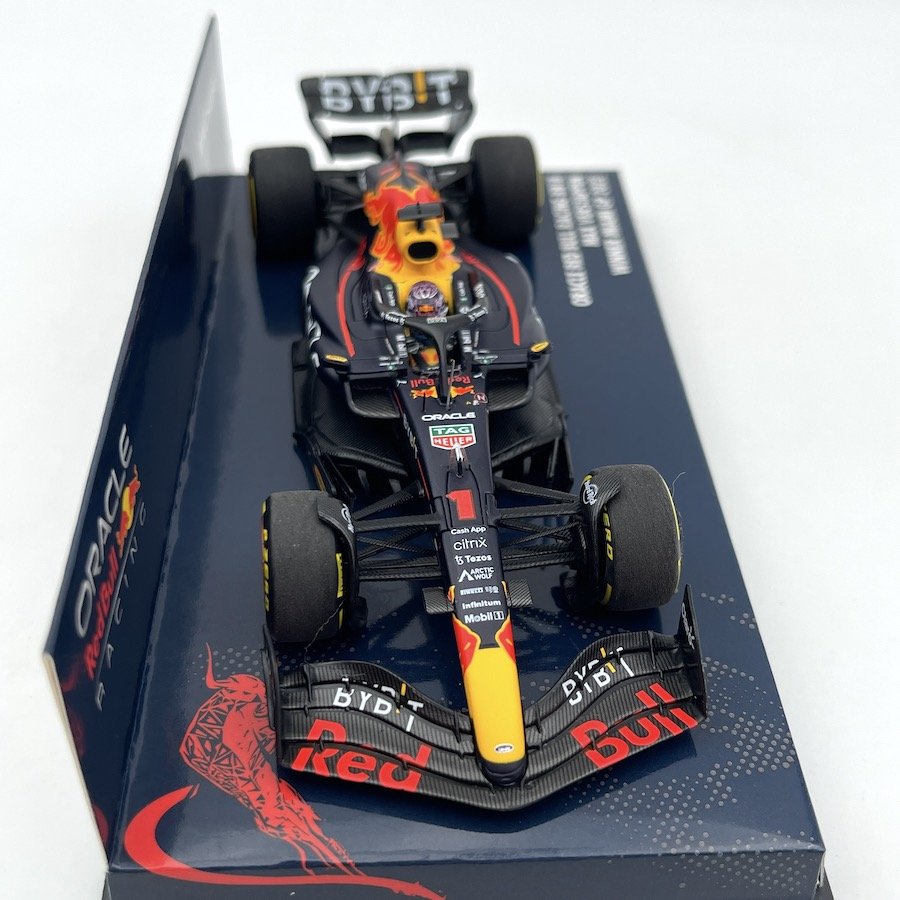Minichamps F1 Oracle Red Bull Racing RB18 Max Verstappen Winner Miami GP 2022 1/43 Scale Model