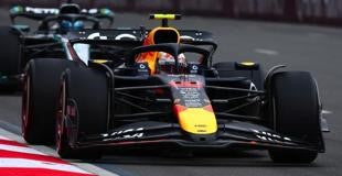 Spark Models Red Bull Racing RB21 No.1 Oracle Red Bull Racing Winner Azerbaijan GP 2025 Max Vestappen 1/43 Scale Model