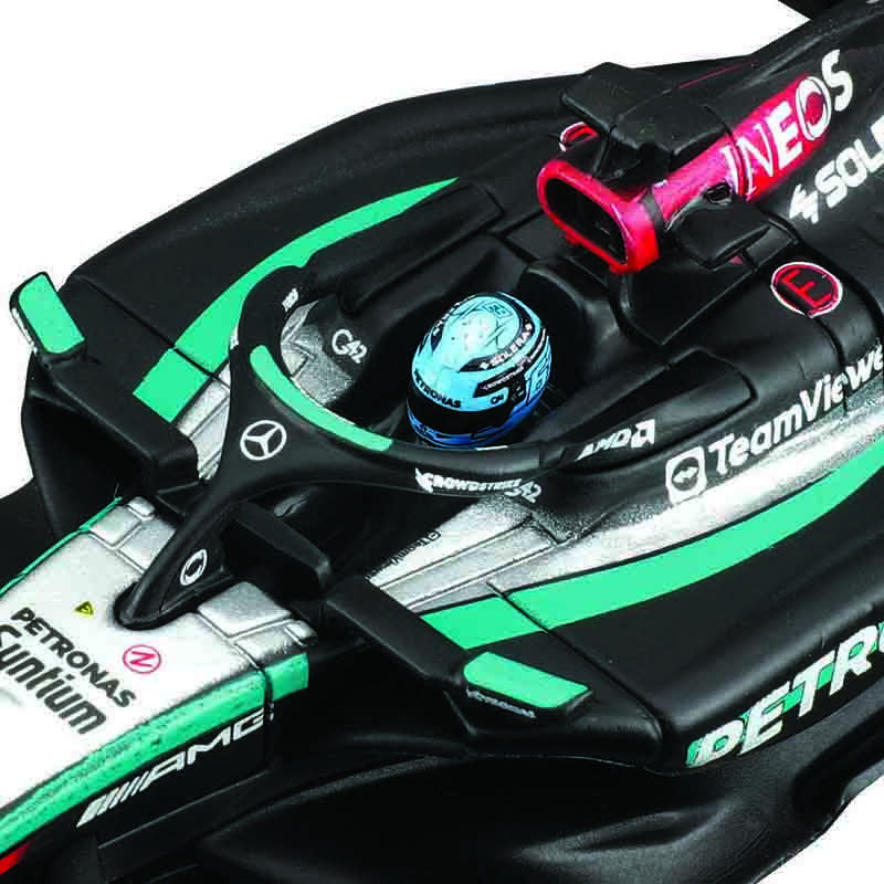 Bburago F1 Mercedes F1 AMG W15 2024 With Helmet - George Russell 1/43 Scale Model