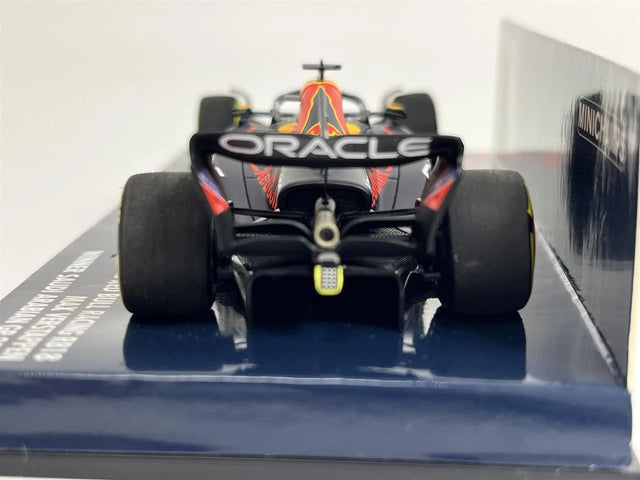 Minichamps F1 Oracle Red Bull Racing RB18 Max Verstappen 1/43 Scale Model