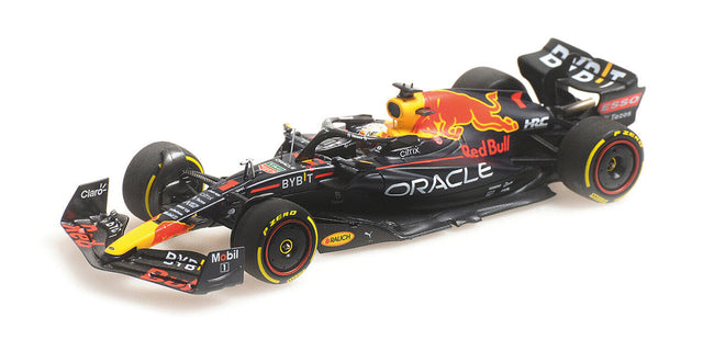 Minichamps F1 Oracle Red Bull Racing RB18 Max Verstappen 1/43 Scale Model