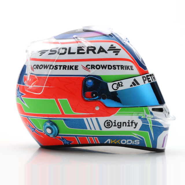Spark Models F1 Mercedes-AMG PETRONAS F1 Team - Kimi Antonelli - 2026 1/5 Scale Mini Replica Helmet