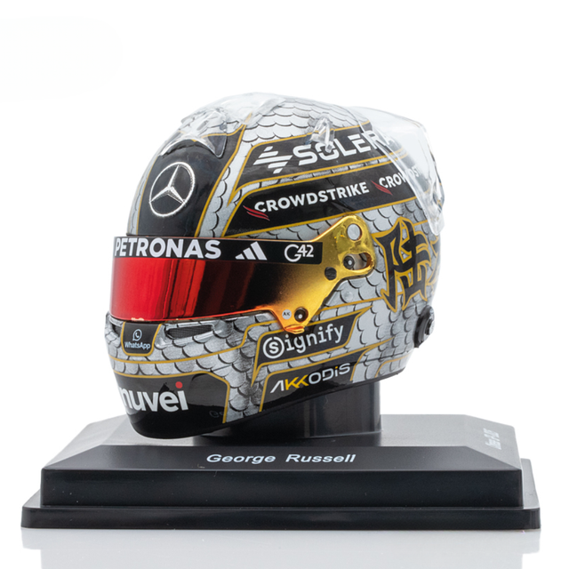 Spark Models F1 Mercedes-AMG PETRONAS F1 Team - George Russell - Chinese GP 2025 Mini Replica Helmet 1/5 Scale