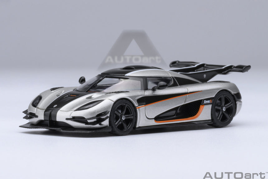 AutoArt Koenigsegg One:1 - Moon Grey/Carbon Black/Orange Accents 1/64 Scale