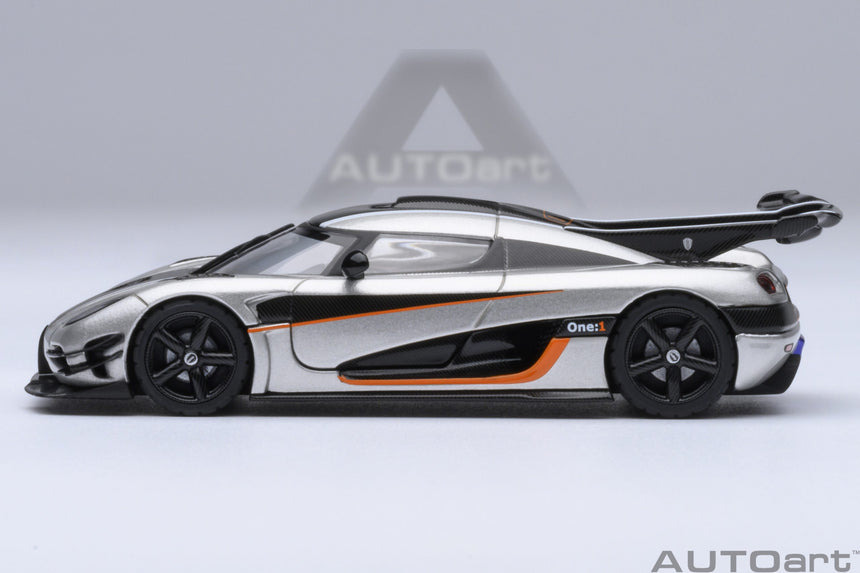 AutoArt Koenigsegg One:1 - Moon Grey/Carbon Black/Orange Accents 1/64 Scale