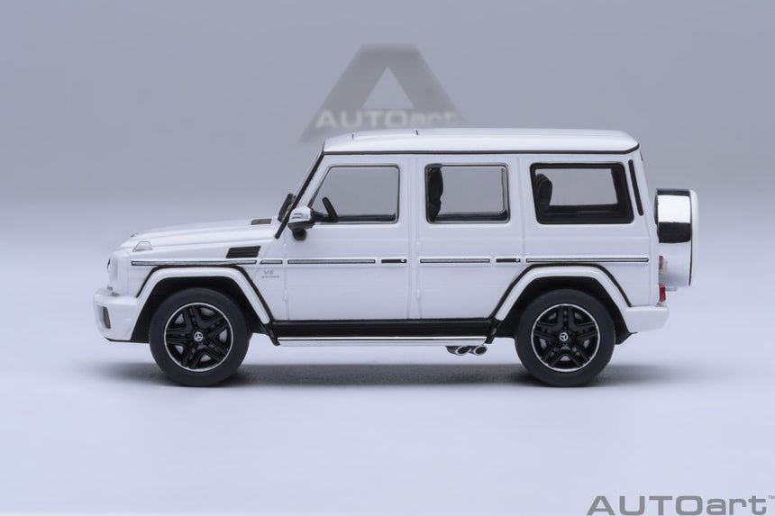 AutoArt Mercedes-AMG G 63 2017 - Gloss White 1/64 Scale Model