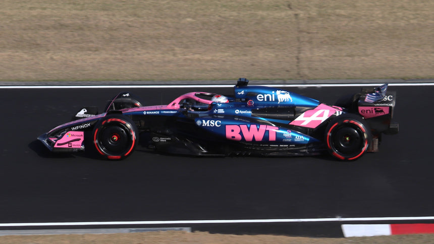 Bburago F1 BWT Alpine F1 Team A525 2025 Pierre Gasly With Helmet 1/43 Scale Model