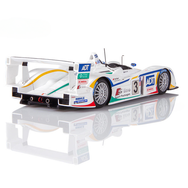 Spark Models Audi R8 No.3 Champion Racing - Winner Le Mans 24H 2005 - M. Werner - JJ. Lehto - T. Kristensen 1/43 Scale Model
