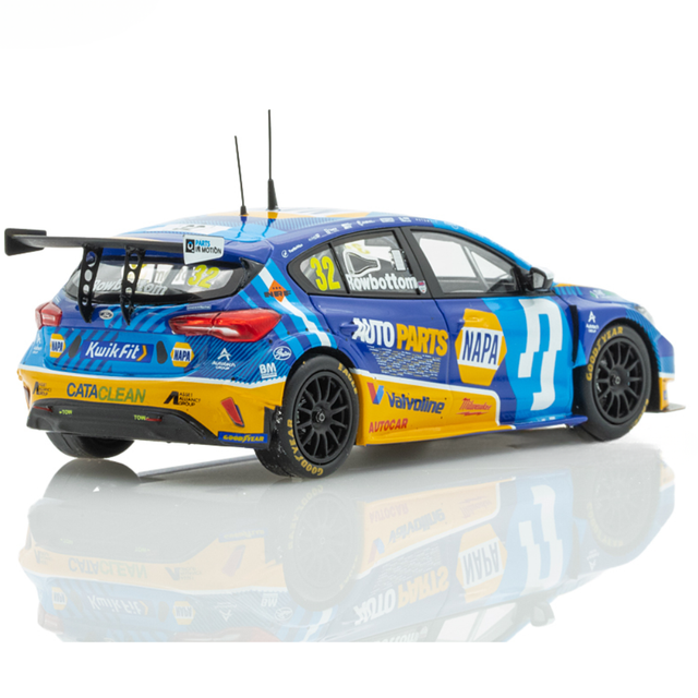 Spark Models NAPA Racing UK No.32 Ford Focus BTCC - Knockhill BTCC - Daniel Rowbottom 1/43 Scale Model