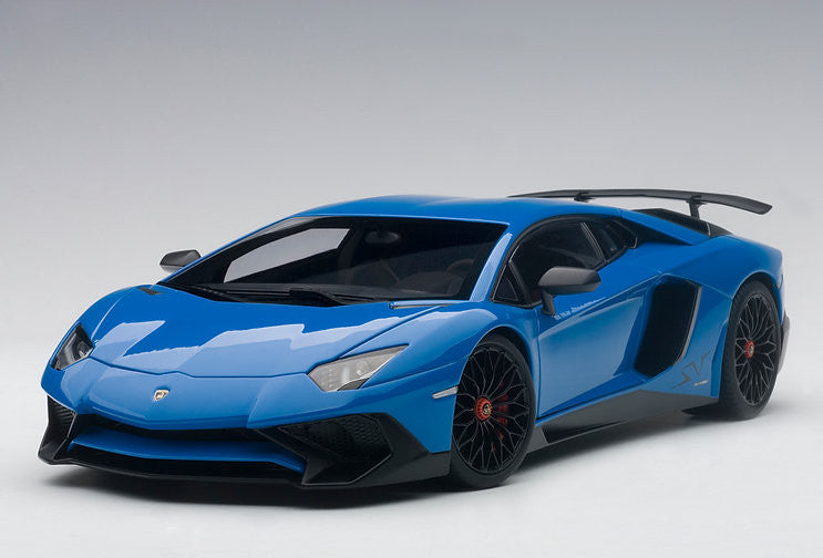 AutoArt Lamborghini Aventador LP750-4 SV (Blu Lemans/Solid Blue) 1/18 Scale
