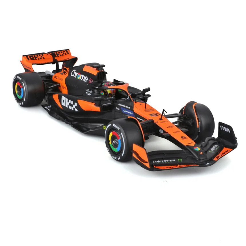 Bburago F1 McLaren F1 MCL38 2024 With Helmet - Oscar Piastri 1/24 Scale