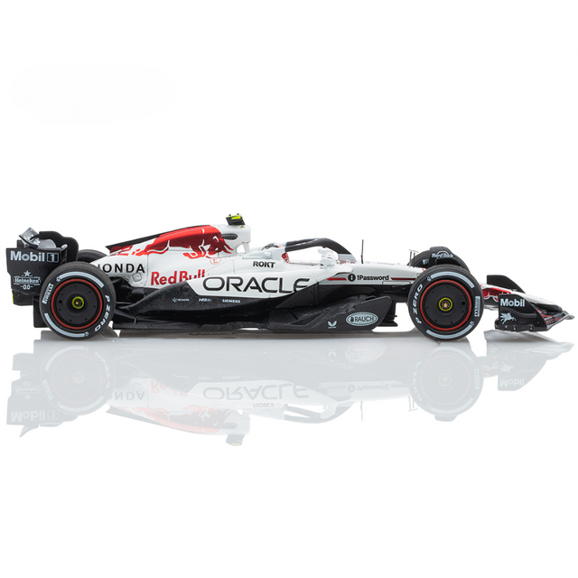 Spark Models F1 Red Bull Racing RB21 No.22 Oracle Red Bull Racing - Japanese GP 2025 - Yuki Tsunoda (With Pit Board) 1/43 Scale Model