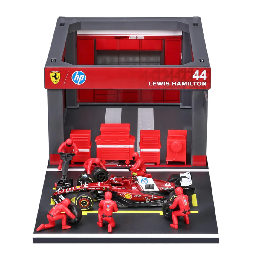 Bburago F1 Ferrari F1 Team SF-25 Pit Pass Diorama Lewis Hamilton 1/43 Scale Model