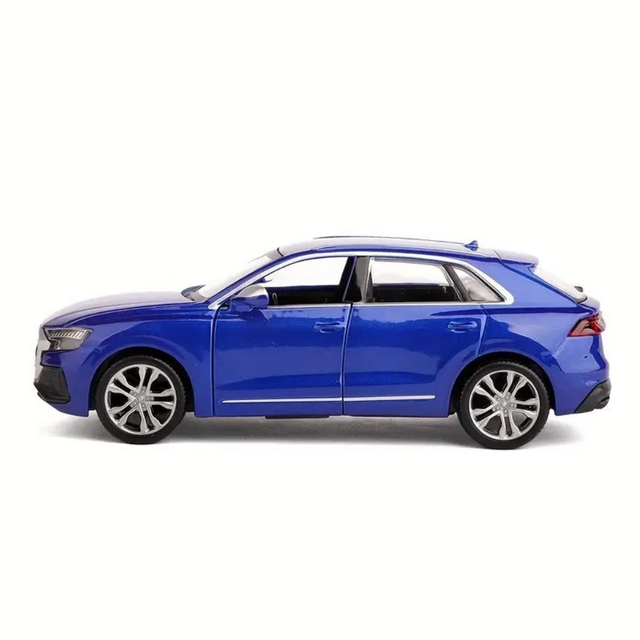 Bburago Audi SQ8 Toy Car 1/32 Scale Model