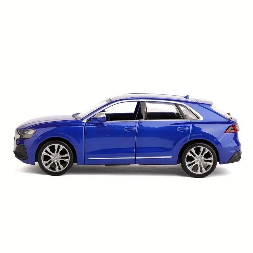 Bburago Audi SQ8 Toy Car 1/32 Scale Model