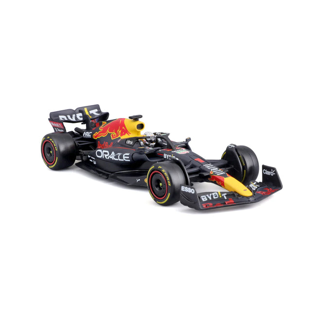 Bburago F1- Red Bull Racing RB18 2022 With Driver Figure #1(Max Verstappen) 1/43 Model Car  B18-38062V