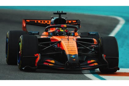 Spark Models F1 McLaren Mastercard F1 Team MCL40 No.81 3rd Miami GP 2026 - Oscar Piastri 1/43 Scale Model