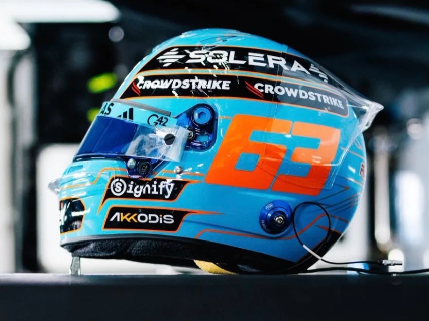 Spark Models Mercedes-AMG PETRONAS F1 Team - George Russell - British GP 2025 Mini Replica Helmet 1/5 Scale