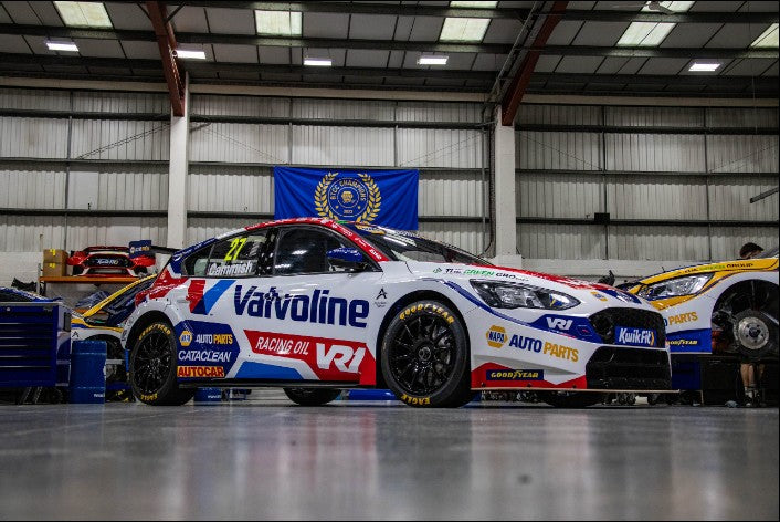 Spark Models NAPA Racing UK No.27 Ford Focus BTCC Silverstone Valvoline - Dan Cammish 1/43 Scale