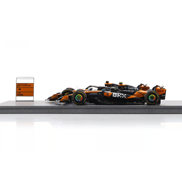 Spark F1 McLaren MCL39 No.4 & No.81 Formula 1 Constructors' Champion 2025 - Lando Norris & Oscar Piastri 1/43 Scale Model